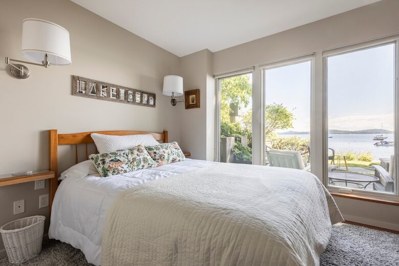 Architectural Lakefront Haven with Panoramic Views - South Burlington, Vermont