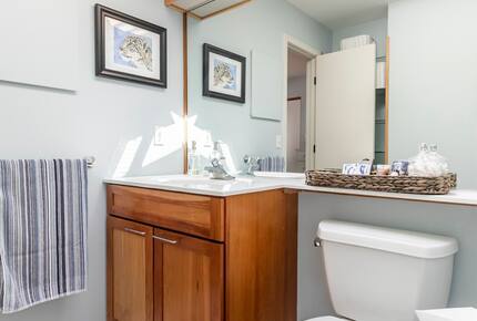 Architectural Lakefront Haven with Panoramic Views - South Burlington, Vermont