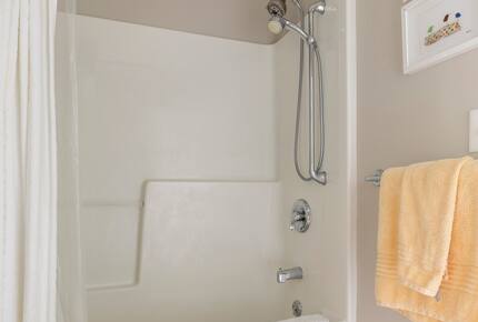 Architectural Lakefront Haven with Panoramic Views - South Burlington, Vermont