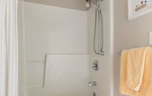 Architectural Lakefront Haven with Panoramic Views - South Burlington, Vermont