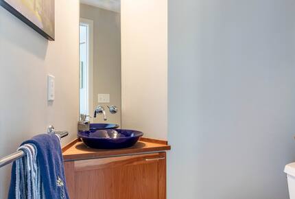 Architectural Lakefront Haven with Panoramic Views - South Burlington, Vermont