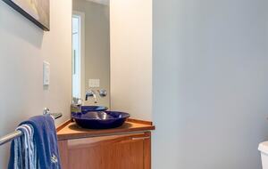 Architectural Lakefront Haven with Panoramic Views - South Burlington, Vermont