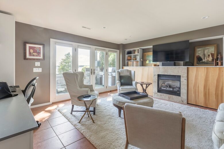 Architectural Lakefront Haven with Panoramic Views - South Burlington, Vermont