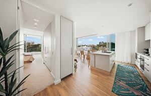 Elegant Sky-High Coastal Retreat Overlooking Kirra Beach - Gold Coast, Australia