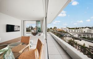 Elegant Sky-High Coastal Retreat Overlooking Kirra Beach - Gold Coast, Australia
