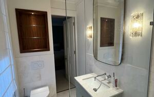 Luxurious Chelsea Retreat with Garden Square Access - London, United Kingdom