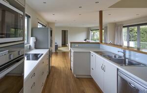 Secluded Kaiteriteri Retreat with Beach Access - Motueka, New Zealand