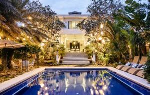 Villa La Nuvola, a seaside sanctuary. - Manila (Greater Manila), Philippines