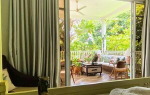 Villa La Nuvola, a seaside sanctuary. - Manila (Greater Manila), Philippines