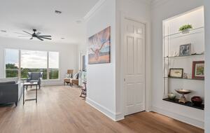 Charming Hill Country Retreat with Lake Travis Views - Spicewood, Texas