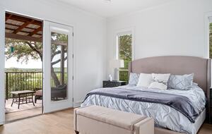 Charming Hill Country Retreat with Lake Travis Views - Spicewood, Texas