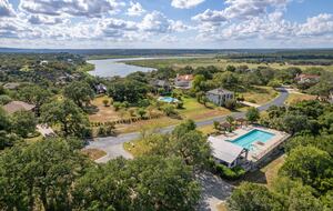 Charming Hill Country Retreat with Lake Travis Views - Spicewood, Texas