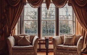 Lavish Estate with Hot Tub & Disco Retreat - Huddersfield, United Kingdom