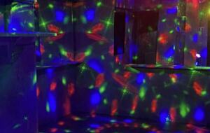 Lavish Estate with Hot Tub & Disco Retreat - Huddersfield, United Kingdom