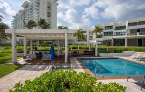 Premier Beachfront Living at Villa Nizuc - Cancún, Mexico