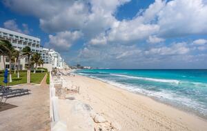 Premier Beachfront Living at Villa Nizuc - Cancún, Mexico