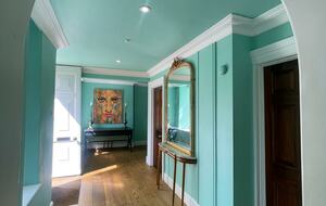 Majestic Halifax Estate with Heated Pool & Panoramic Views - Halifax, United Kingdom