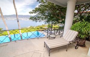 Elevated Elegance Over Acapulco Bay - Acapulco, Mexico