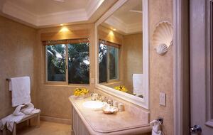 Elevated Elegance Over Acapulco Bay - Acapulco, Mexico