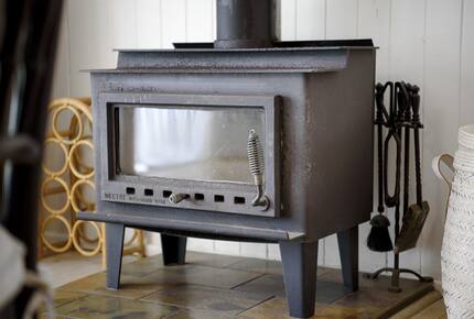 Kirby's Beach Hideaway | Elegant Style Meets Seaside Serenity - Berrara, Australia