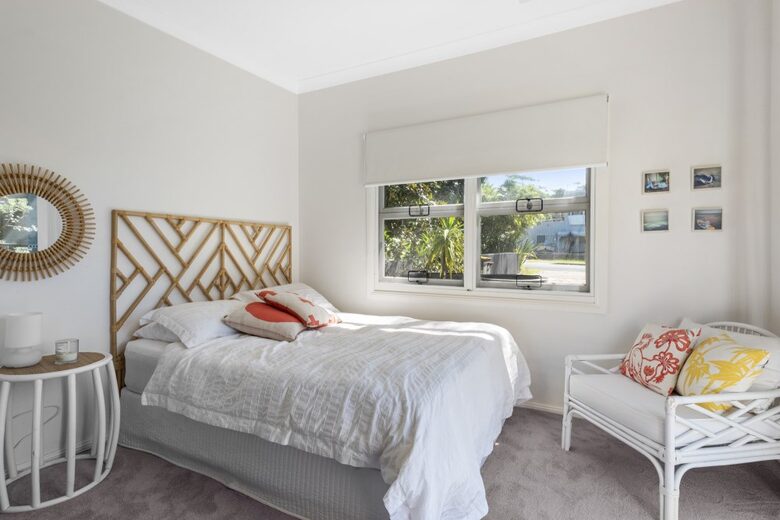 Kirby's Beach Hideaway | Elegant Style Meets Seaside Serenity - Berrara, Australia