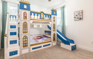 Elegant Encore Villa with Private Pool Near Orlando Attractions - Kissimmee, Florida