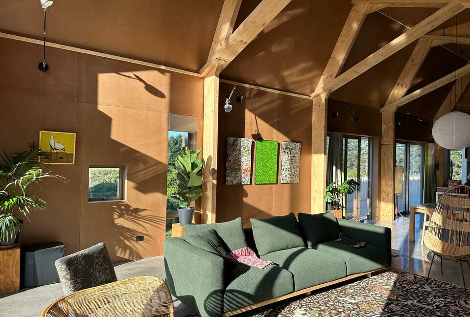 A Bohemian Barn Retreat in Coastal Kapiti - Te Horo, New Zealand