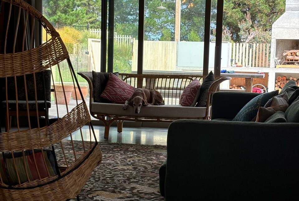 A Bohemian Barn Retreat in Coastal Kapiti - Te Horo, New Zealand