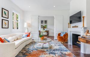 Elegant Mountain Escape in Leura's Leafy Heart - Leura, Australia