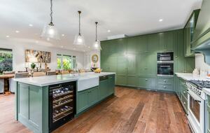 Elegant Mountain Escape in Leura's Leafy Heart - Leura, Australia