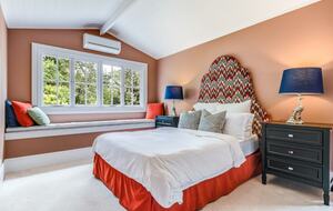 Elegant Mountain Escape in Leura's Leafy Heart - Leura, Australia