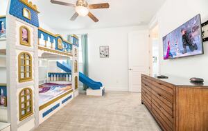 Elegant Encore Villa with Private Pool Near Orlando Attractions - Kissimmee, Florida