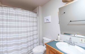 Tranquil Forest Retreat with Private Pond Access - New Portland, Maine