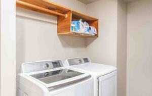 Tranquil Forest Retreat with Private Pond Access - New Portland, Maine