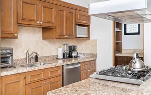 Elegant Oceanview Cabo Beach Villa with Rooftop Terrace & Club Access - Cabo San Lucas, Baja California Sur, Mexico