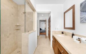 Elegant Oceanview Cabo Beach Villa with Rooftop Terrace & Club Access - Cabo San Lucas, Baja California Sur, Mexico