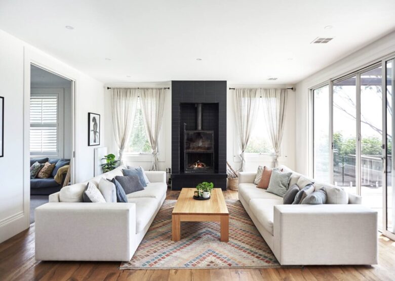 Stylish Sanctuary with Pool, Cinema & Designer Interiors - Mount Martha, Australia