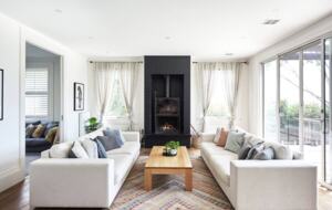 Stylish Sanctuary with Pool, Cinema & Designer Interiors - Mount Martha, Australia