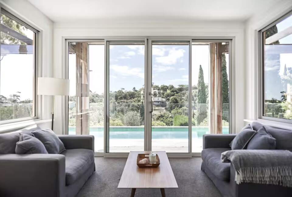 Stylish Sanctuary with Pool, Cinema & Designer Interiors - Mount Martha, Australia