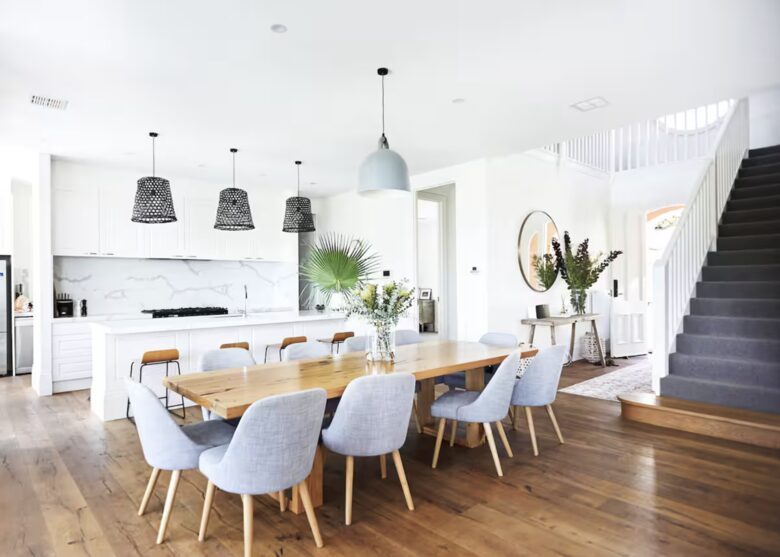 Stylish Sanctuary with Pool, Cinema & Designer Interiors - Mount Martha, Australia