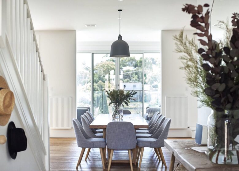 Stylish Sanctuary with Pool, Cinema & Designer Interiors - Mount Martha, Australia