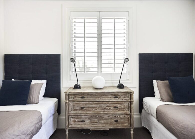 Stylish Sanctuary with Pool, Cinema & Designer Interiors - Mount Martha, Australia