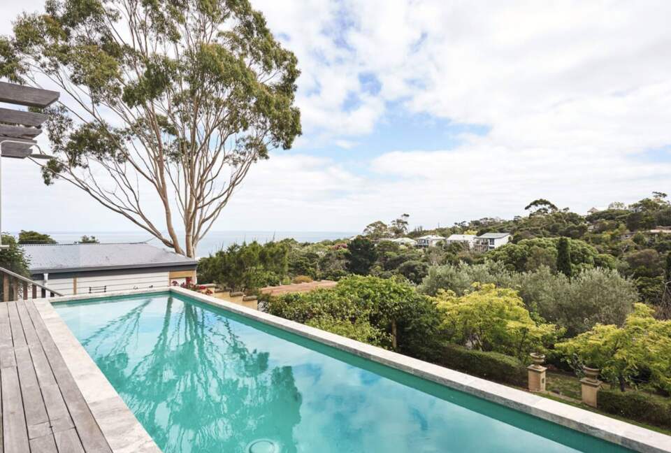 Stylish Sanctuary with Pool, Cinema & Designer Interiors - Mount Martha, Australia