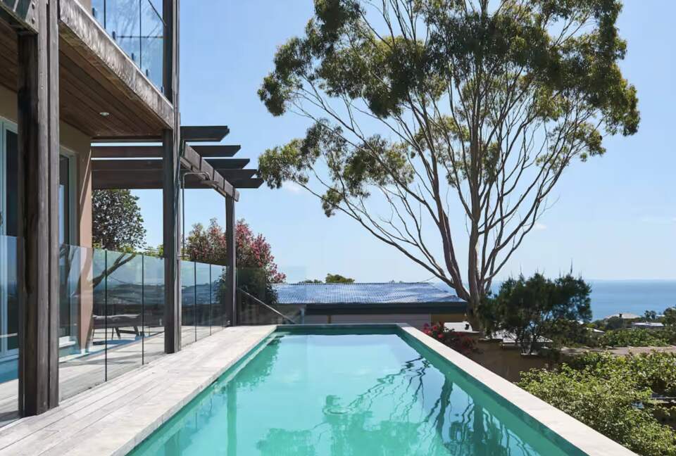 Stylish Sanctuary with Pool, Cinema & Designer Interiors - Mount Martha, Australia