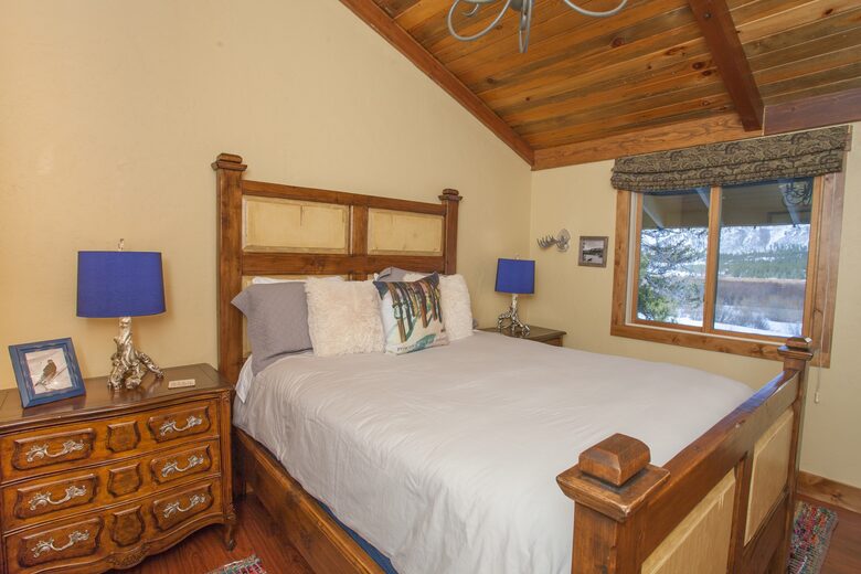 Alpine Escape with Wetland and Forest Views - Blue River, Colorado