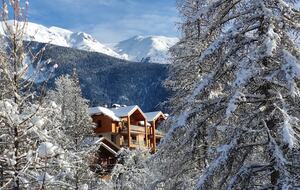 Rum Doodle | Charming Apartment - Saint-Chaffery, France