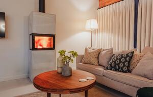 Rum Doodle | Charming Apartment - Saint-Chaffery, France