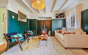 Coastal Cottage Retreat in the Heart of Cannon Beach - Cannon Beach, Oregon