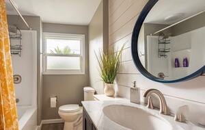 Cozy Comfort Near Downtown Portland - Portland, Oregon