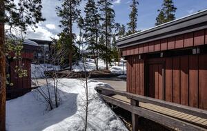 Well-Appointed Townhome Overlooking Dillon Reservoir - Silverthorne, Colorado